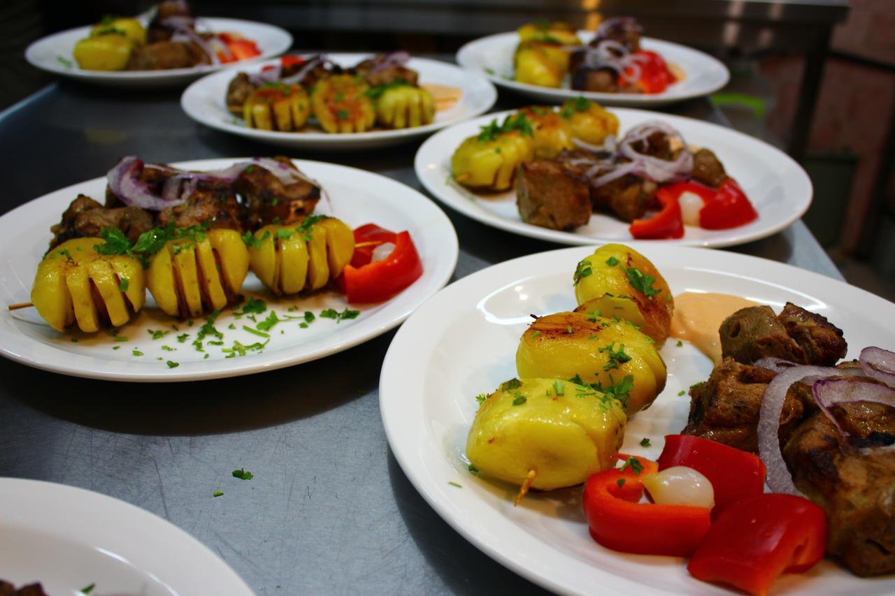 "Lian" Family Hotel & Restaurant Volosyanka  Εξωτερικό φωτογραφία
